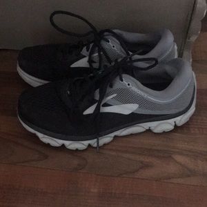 Brooks anthem size 9 running gym shoe